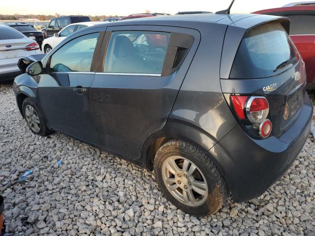 1G1JC6SH1D4207022 - 2013 CHEVROLET SONIC LT GRAY photo 2