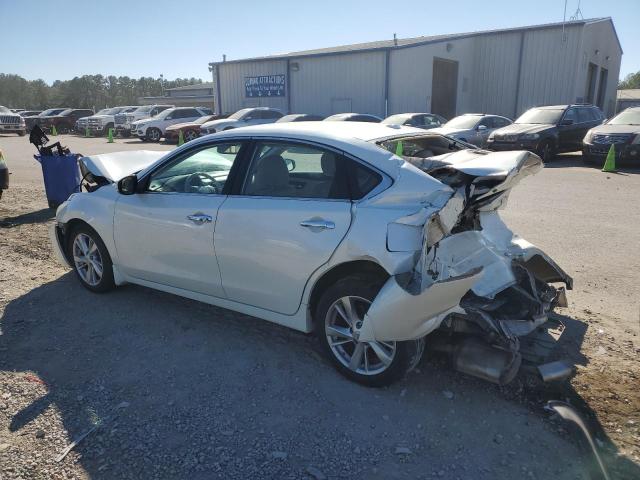 1N4AL3AP6FC137790 - 2015 NISSAN ALTIMA 2.5 WHITE photo 2