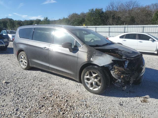 2C4RC1FG6KR721635 - 2019 CHRYSLER PACIFICA TOURING PLUS GRAY photo 4