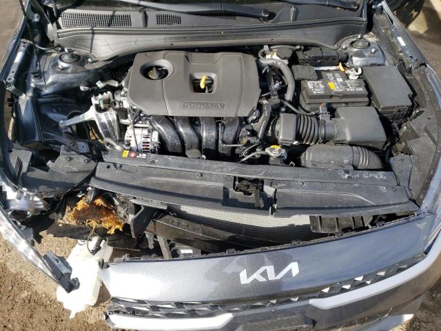 3KPF24AD9PE684349 - 2023 KIA FORTE LX GRAY photo 11