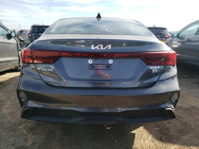 3KPF24AD9PE684349 - 2023 KIA FORTE LX GRAY photo 6