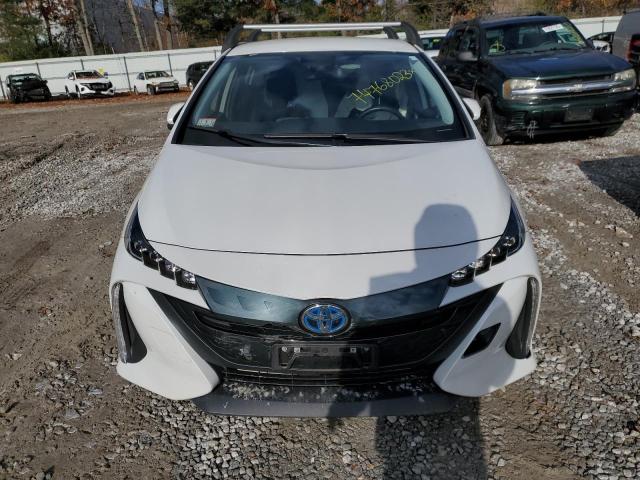 JTDKAMFPXN3207177 - 2022 TOYOTA PRIUS PRIM LE WHITE photo 5