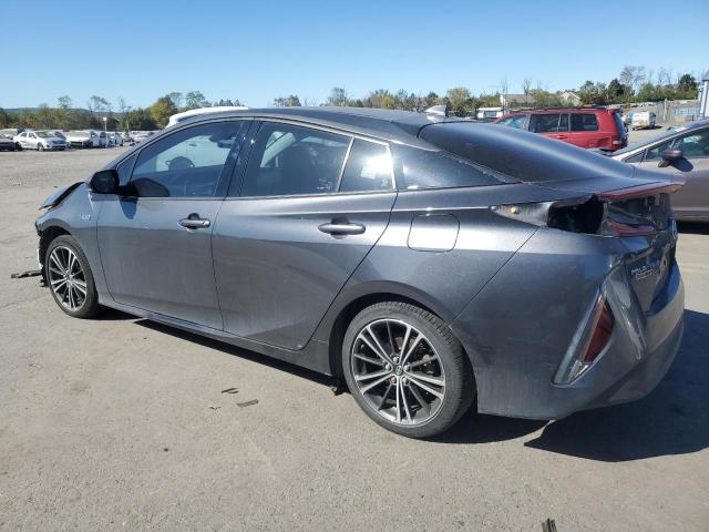 JTDKARFP2H3044087 - 2017 TOYOTA PRIUS PRIM ნაცრისფერი ფოტო 2