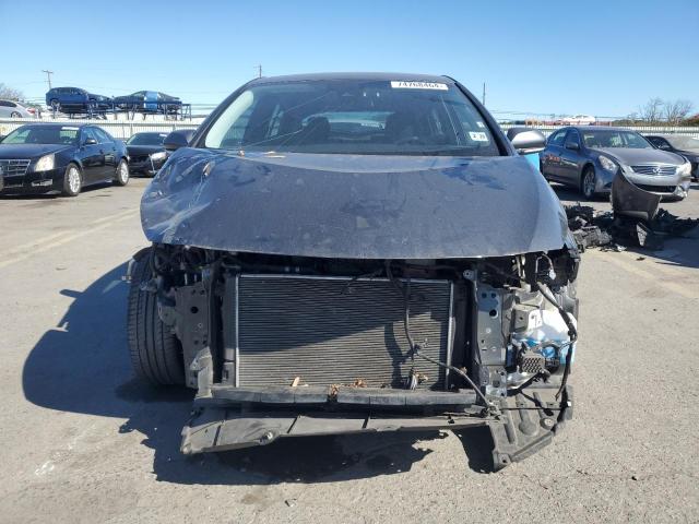 JTDKARFP2H3044087 - 2017 TOYOTA PRIUS PRIM ნაცრისფერი ფოტო 5