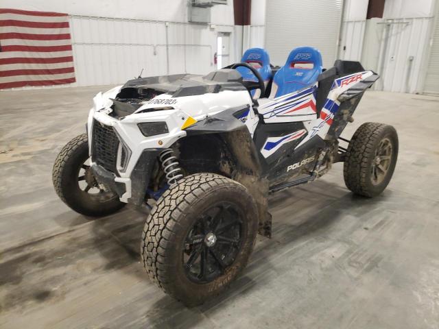 3NSVDE923KF425890 - 2019 POLARIS RZR XP TURBO EPS WHITE photo 2