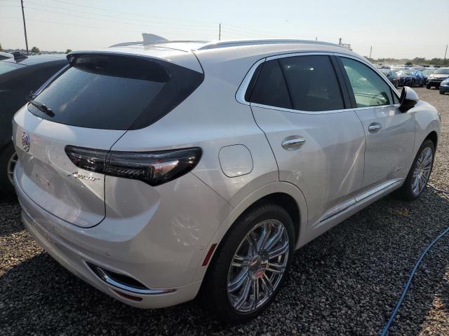 LRBFZRR4XPD148782 - 2023 BUICK ENVISION AVENIR WHITE photo 3