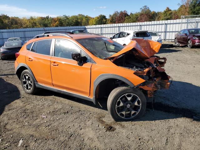 JF2GTADC1JH228657 - 2018 SUBARU CROSSTREK PREMIUM ORANGE photo 4