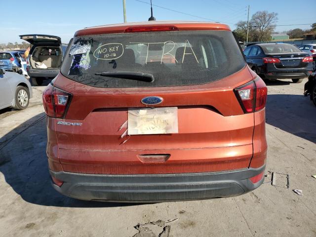 1FMCU0F76KUB46092 - 2019 FORD ESCAPE S ORANGE photo 6