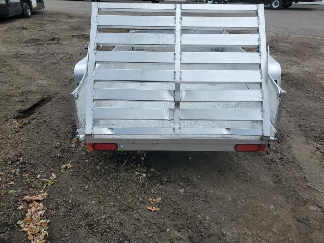 1YGUS0813RB272618 - 2023 ALUM TRAILER SILVER photo 9