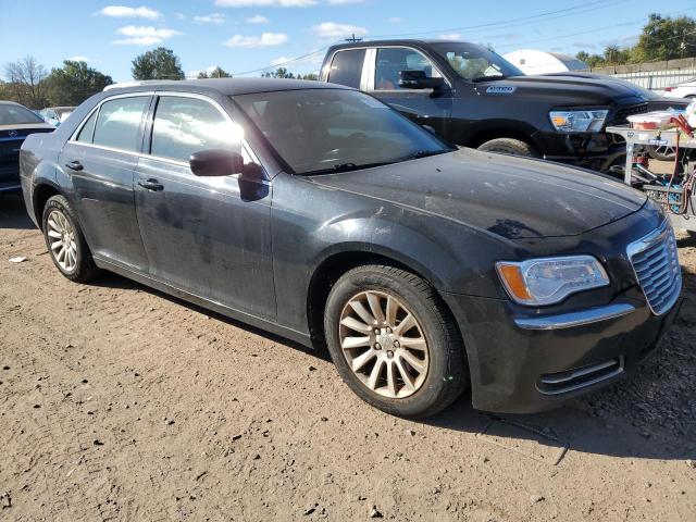 2C3CCAAG5DH572421 - 2013 CHRYSLER 300 BLACK photo 4
