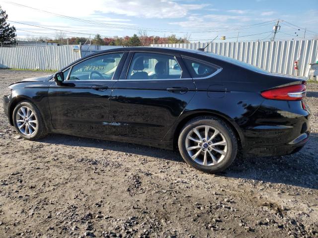 3FA6P0H71HR326611 - 2017 FORD FUSION SE BLACK photo 2