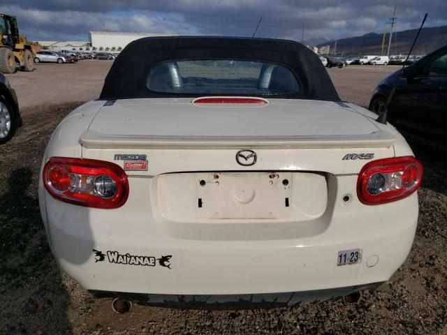 JM1NC25F090200301 - 2009 MAZDA MX-5 MIATA WHITE photo 6