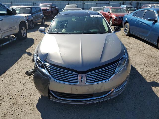 3LN6L2LU3GR612341 - 2016 LINCOLN MKZ HYBRID GRAY photo 5