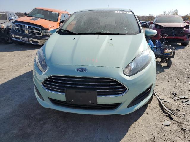 3FADP4EJXJM127185 - 2018 FORD FIESTA SE GREEN photo 5