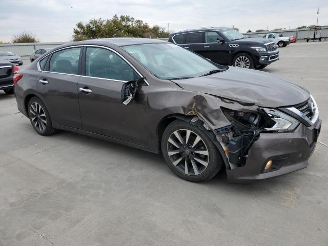 1N4AL3AP7HC186824 - 2017 NISSAN ALTIMA 2.5 GRAY photo 4