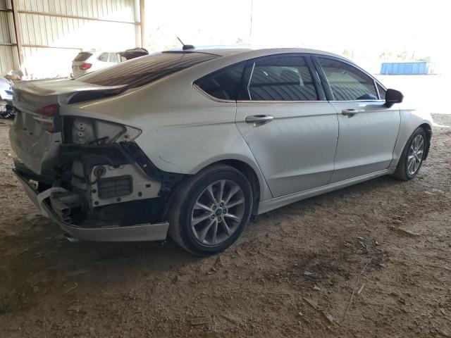 3FA6P0H78HR326573 - 2017 FORD FUSION SE SILVER photo 3