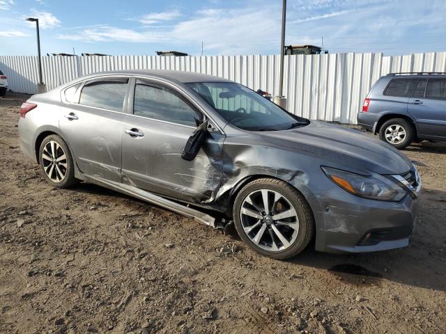 1N4AL3AP0HC472238 - 2017 NISSAN ALTIMA 2.5 GRAY photo 4