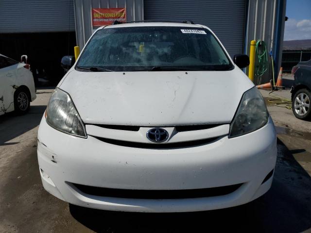 5TDZK23C38S138465 - 2008 TOYOTA SIENNA CE WHITE photo 5