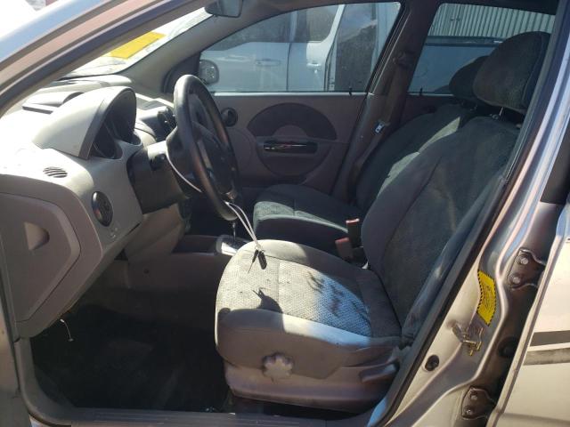 KL1TD62605B327913 - 2005 CHEVROLET AVEO BASE SILVER photo 7