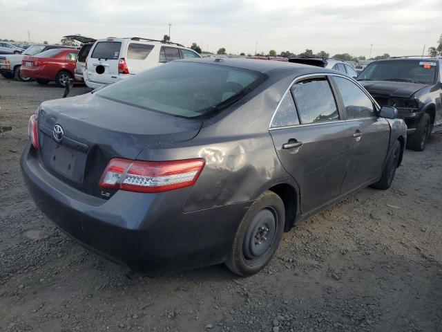 4T1BF3EK8BU201543 - 2011 TOYOTA CAMRY BASE GRAY photo 3