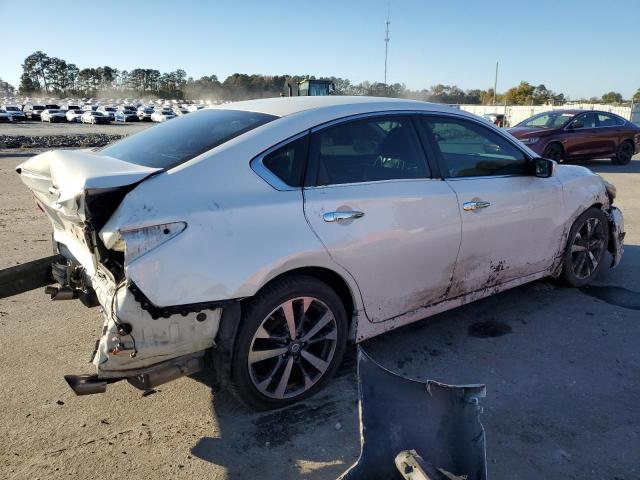 1N4AL3AP9HC494206 - 2017 NISSAN ALTIMA 2.5 WHITE photo 3