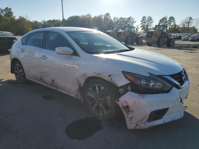 1N4AL3AP9HC494206 - 2017 NISSAN ALTIMA 2.5 WHITE photo 4