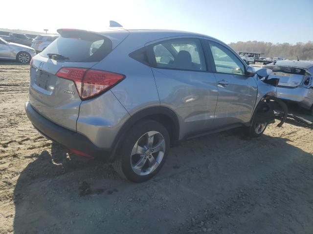 3CZRU6H33JM718356 - 2018 HONDA HR-V LX GRAY photo 3