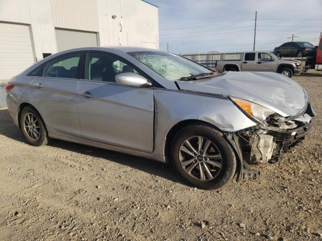 5NPEB4AC7DH673196 - 2013 HYUNDAI SONATA GLS SILVER photo 4