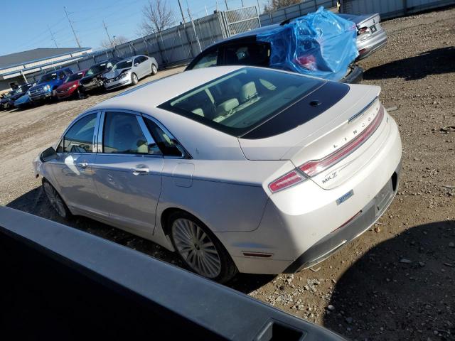 3LN6L5MU4HR634057 - 2017 LINCOLN MKZ HYBRID RESERVE WHITE photo 2