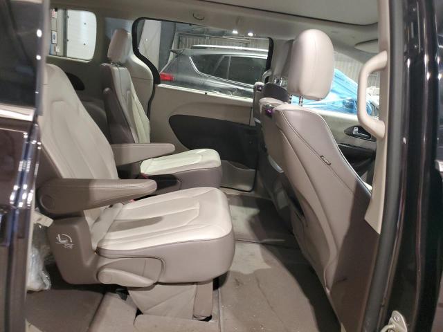 2C4RC1EG7JR114983 - 2018 CHRYSLER PACIFICA TOURING L PLUS PURPLE photo 11