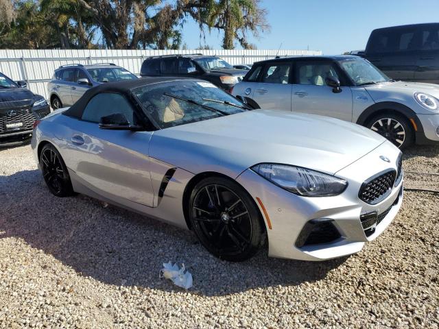 WBAHF3C03NWX80169 - 2022 BMW Z4 SDRIVE30I SILVER photo 4