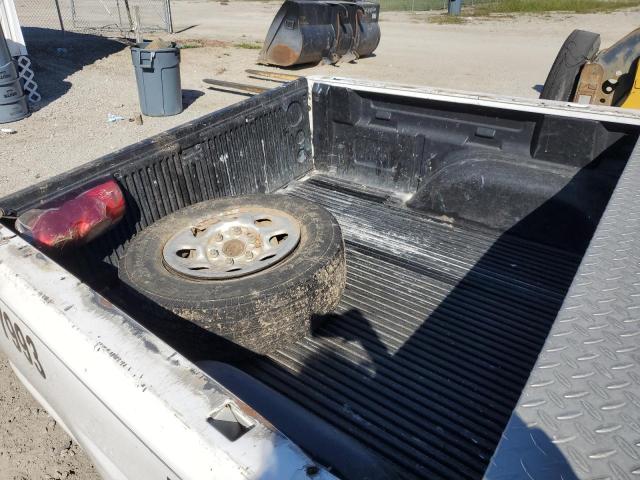 3GCEC14X47G152007 - 2007 CHEVROLET SILVERADO C1500 CLASSIC WHITE photo 10