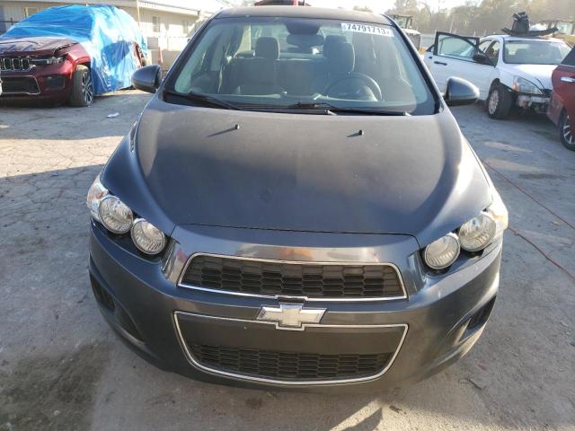 1G1JB5SH8D4244811 - 2013 CHEVROLET SONIC LS 灰色 照片 5