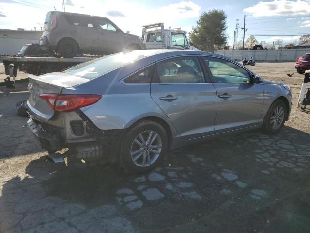 5NPE24AF7HH567430 - 2017 HYUNDAI SONATA SE SILVER photo 3