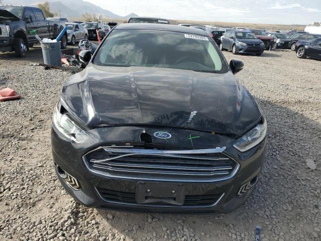 3FA6P0SU8GR315635 - 2016 FORD FUSION TITANIUM PHEV BLACK photo 5