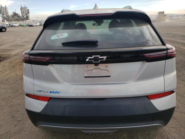 1G1FY6S04P4145556 - 2023 CHEVROLET BOLT EUV LT SILVER photo 6