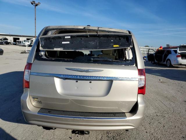 2C4RC1BG4GR245348 - 2016 CHRYSLER TOWN & COU TOURING GOLD photo 6