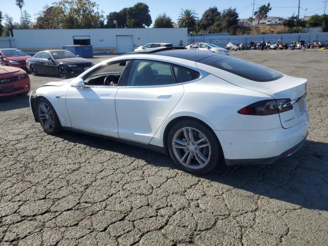 5YJSA1H10EFP49897 - 2014 TESLA MODEL S WHITE photo 2