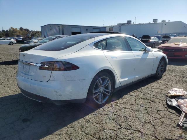 5YJSA1H10EFP49897 - 2014 TESLA MODEL S WHITE photo 3