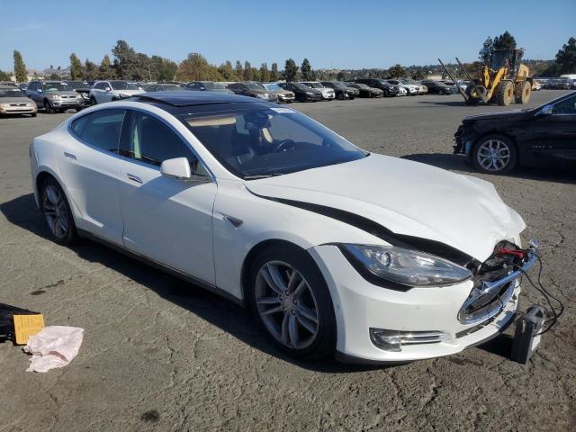 5YJSA1H10EFP49897 - 2014 TESLA MODEL S WHITE photo 4