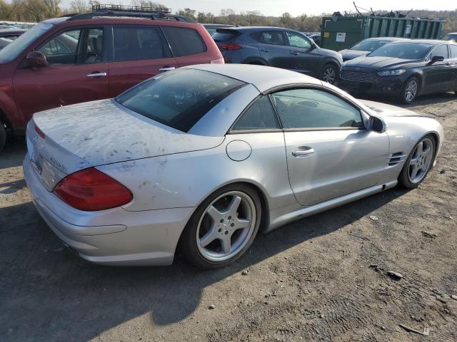 WDBSK75F63F021833 - 2003 MERCEDES-BENZ SL 500R SILVER photo 3