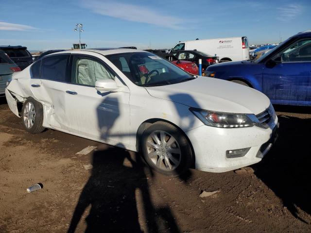 1HGCR3F81FA014155 - 2015 HONDA ACCORD EXL WHITE photo 4