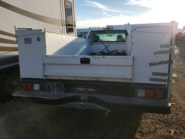 1GBJC34U63E316640 - 2003 CHEVROLET SILVERADO C3500 WHITE photo 6