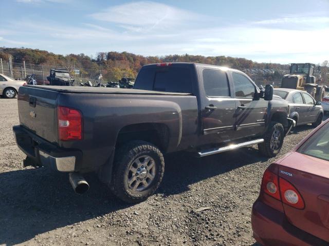 1GC4K0C80BF129207 - 2011 CHEVROLET SILVERADO K3500 LT CHARCOAL photo 3