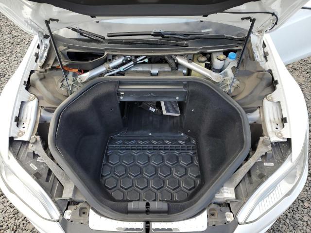 5YJSA1CG2DFP08763 - 2013 TESLA MODEL S 白色 照片 11