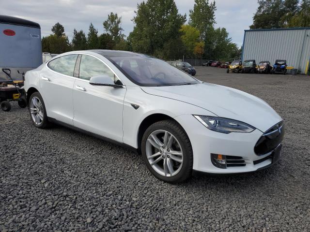 5YJSA1CG2DFP08763 - 2013 TESLA MODEL S 白色 照片 4