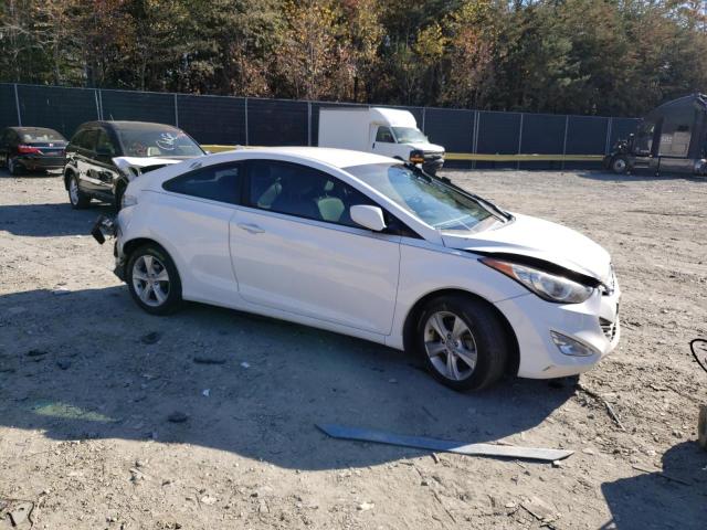 KMHDH6AE0DU016457 - 2013 HYUNDAI ELANTRA CO GS WHITE photo 4