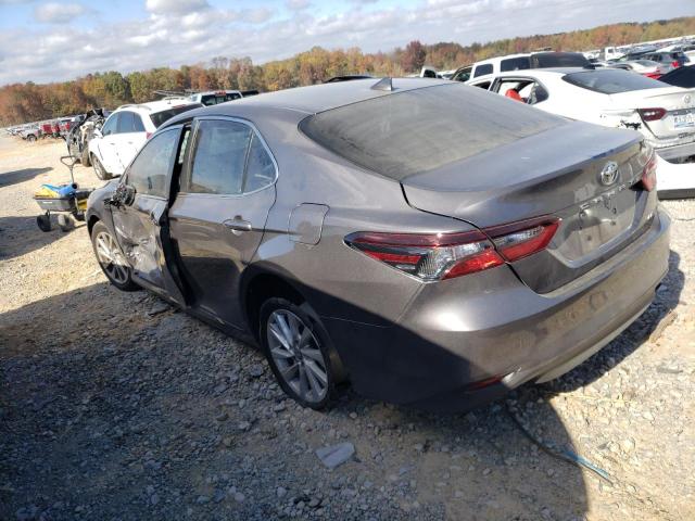 4T1C11AK3RU191656 - 2024 TOYOTA CAMRY LE GRAY photo 2