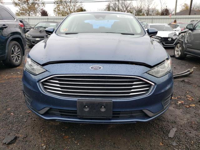 3FA6P0LU9KR156681 - 2019 FORD FUSION SE BLUE photo 5