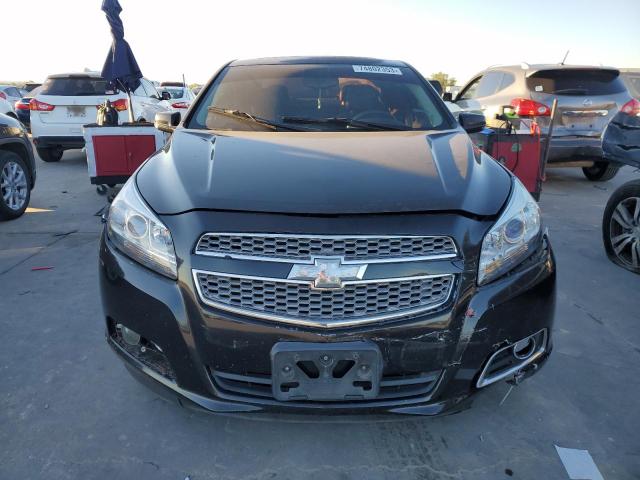1G11H5SA7DF305166 - 2013 CHEVROLET MALIBU LTZ შავი ფოტო 5